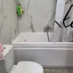 Appartement Xhovi *