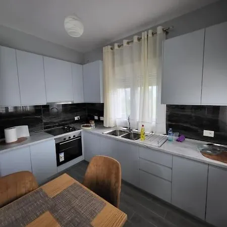 Xhovi * Ishull-Lezhë