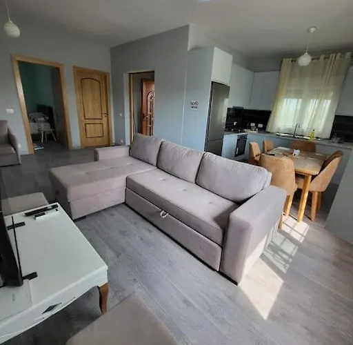 Xhovi Apartament Ishull-Lezhe