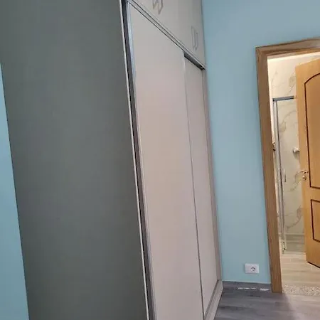 Apartment Xhovi