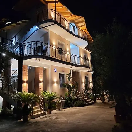 Apartment Xhovi